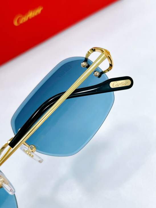 Picture of Cartier Sunglasses _SKUfw80535760fw